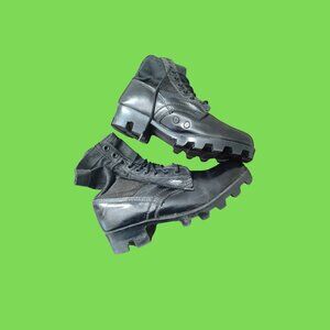 Black Boots; Size 5